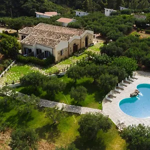 https://casale-la-macina-residence.sicilyhotelsitaly.net